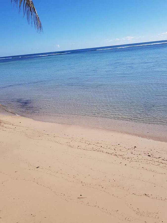 ホテルVacation Beach Fales Manase エクステリア 写真